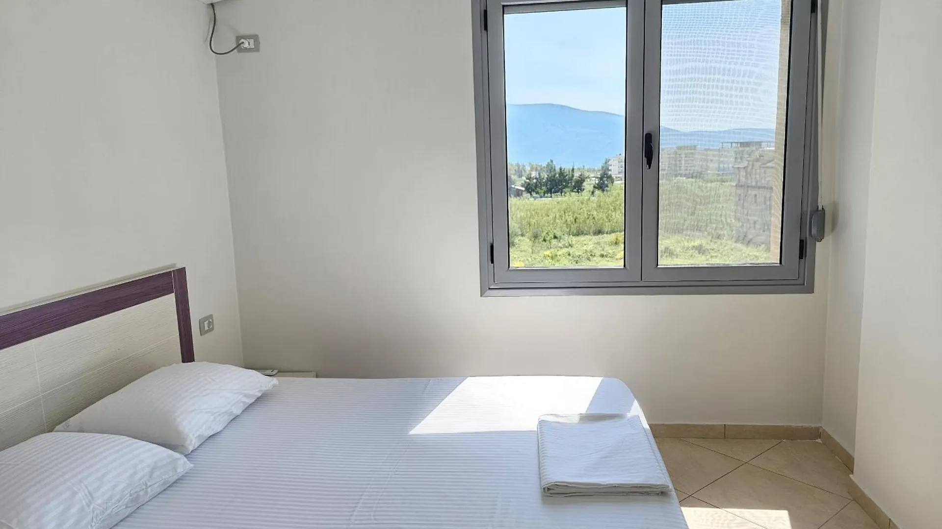 Apartment With Pool View In Rradhime Vlorë