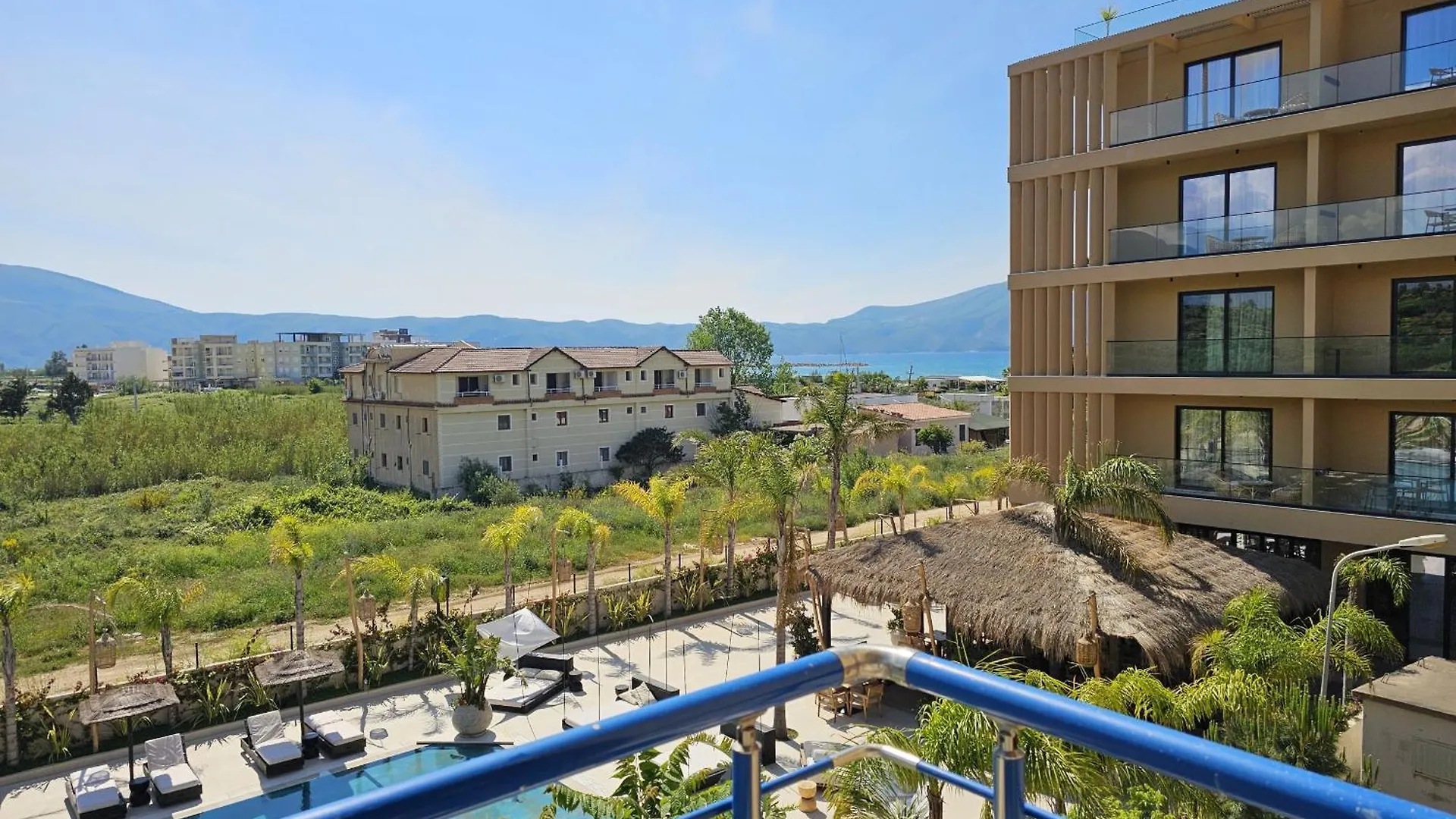 Apartment With Pool View In Rradhime Vlorë